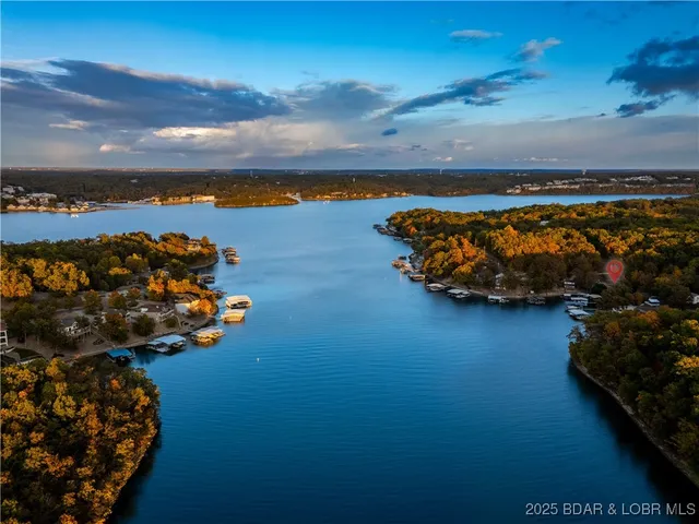 $765,000 | 144 Oak Manor Circle, Sunrise Beach, MO 65079