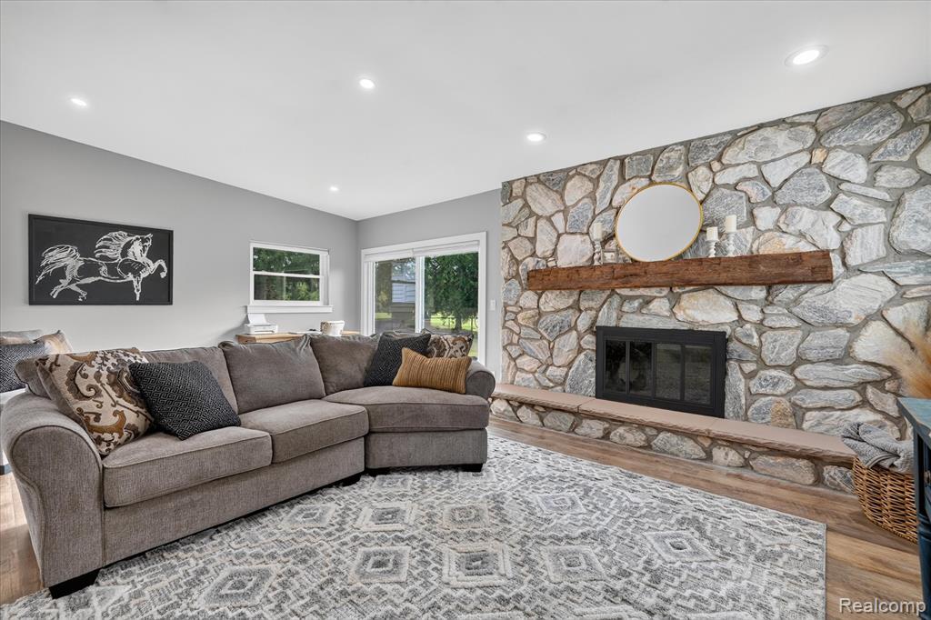 12265 Sharp Road Linden, MI 48451 - Photo 15 of 61 Gallery Image 15