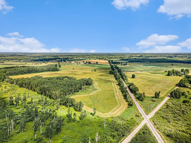 $779,000 | 4293 North Schoenherr Road, Fountain, MI 49410