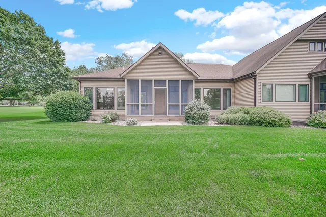 $499,000 | 16484 Pretty View Drive, Unit 14, Plymouth, IN 46563