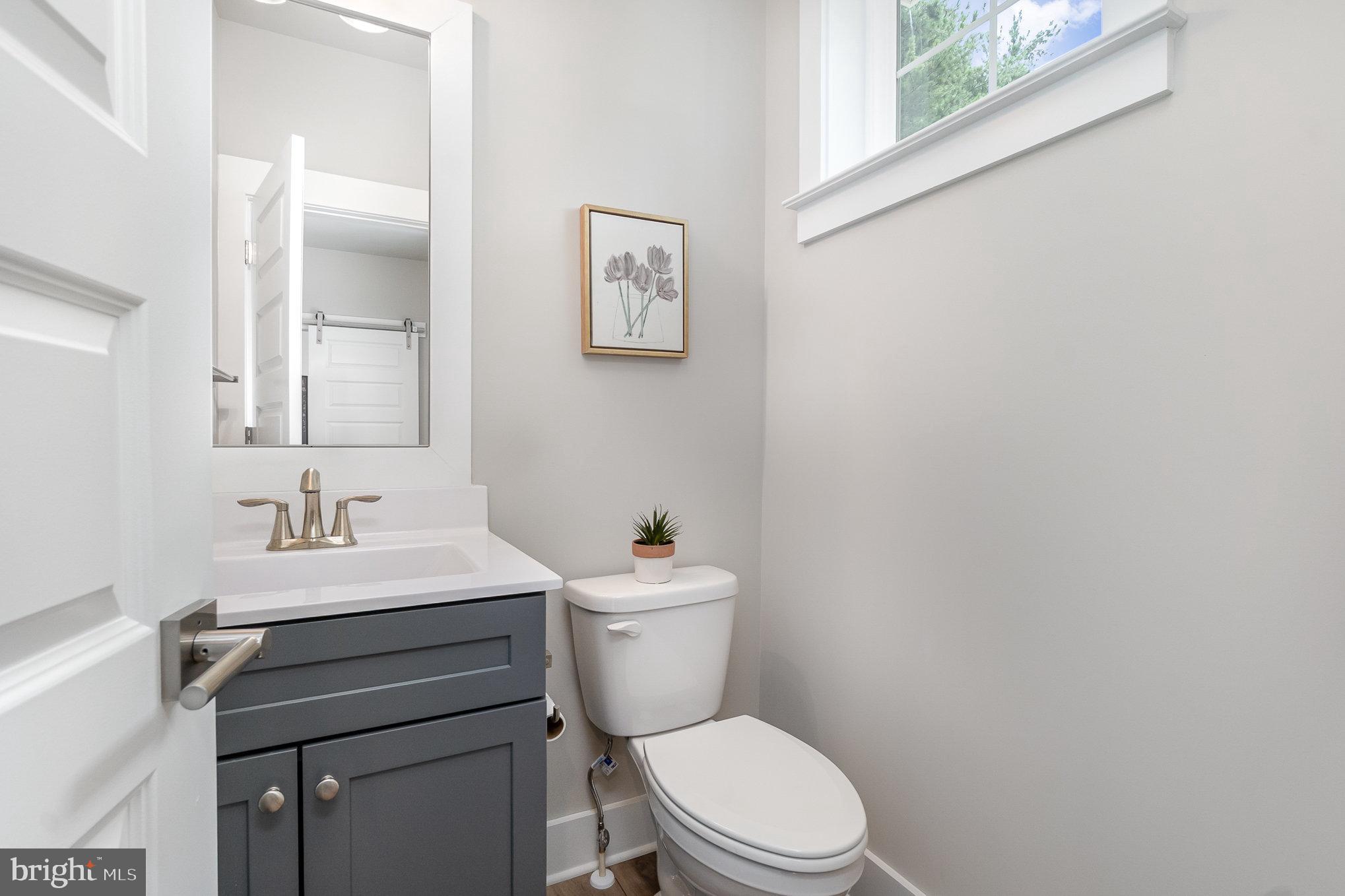 3104 Paper Mill Road Phoenix, MD 21131 - Photo 25 of 77 Powder Room