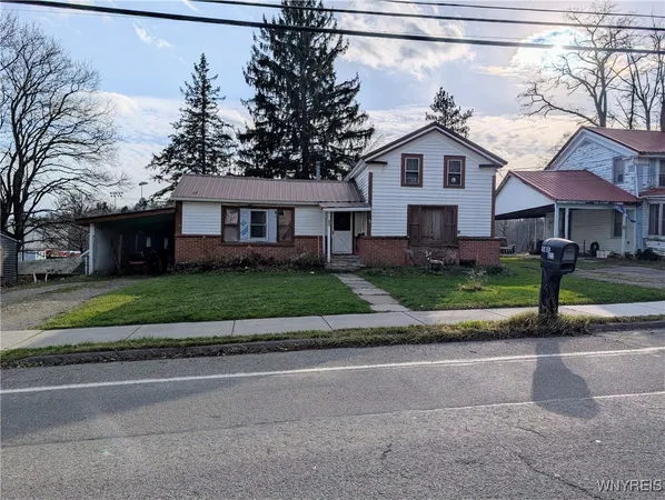 $39,900 | 122 West Main Street, Hume, NY 14735
