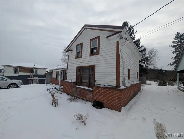 $39,900 | 122 West Main Street, Hume, NY 14735