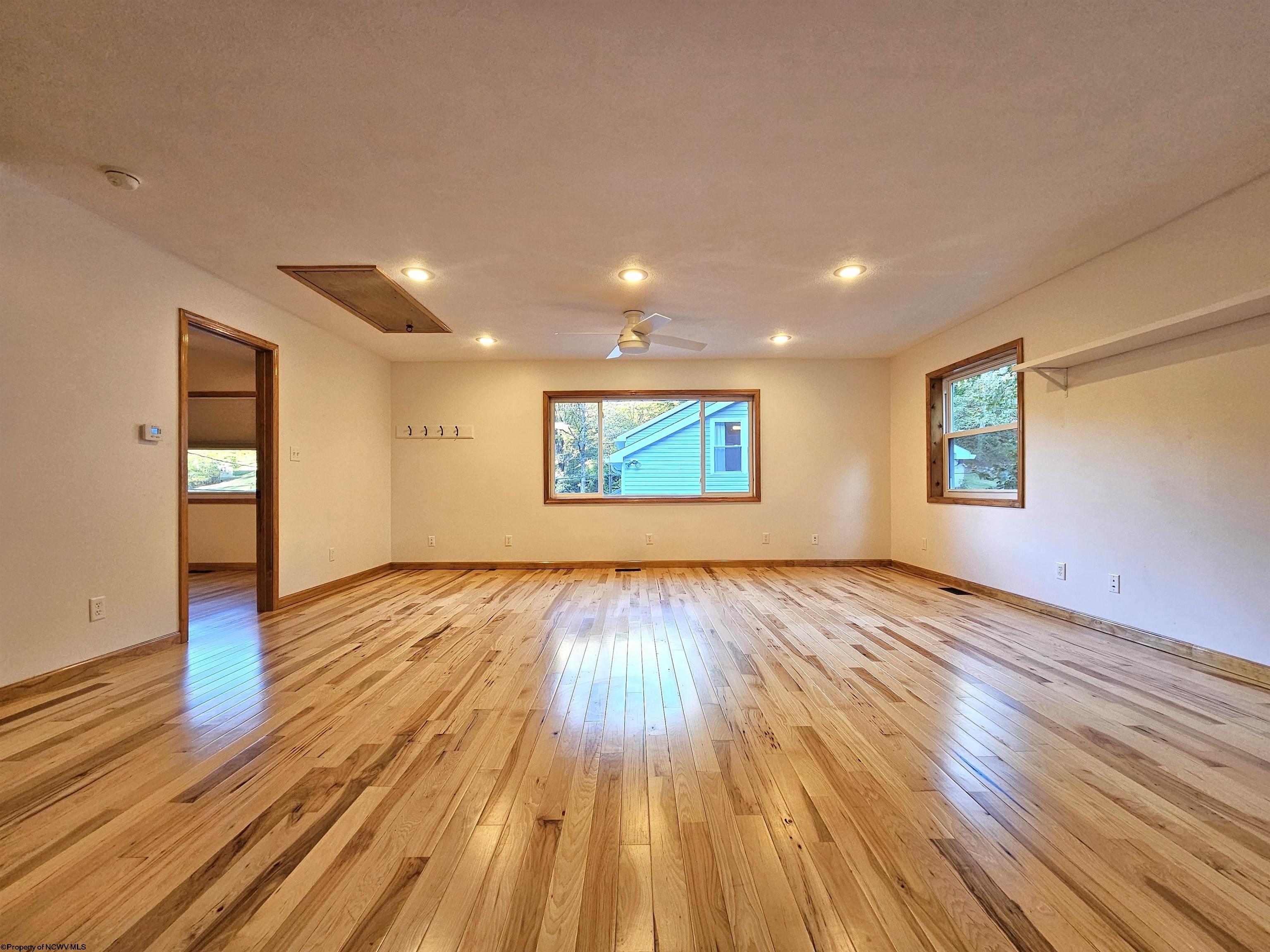 296 East Grafton Road Fairmont, WV 26554 - Photo 41 of 50 Gallery Image 41
