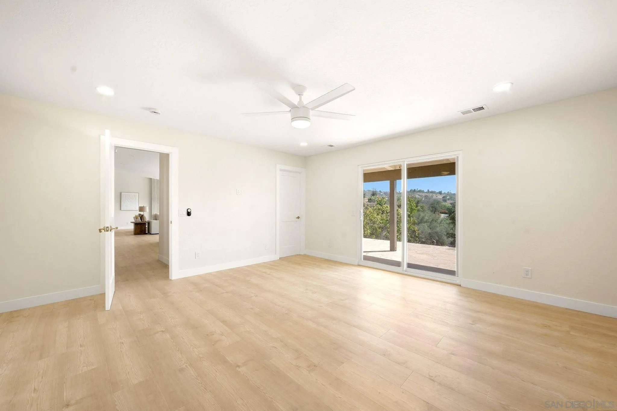 2073 Willow Glen Road Fallbrook, CA 92028 - Photo 27 of 51 Gallery Image 27