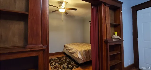 $1,000 | 508 27th Street, Niagara Falls, NY 14301