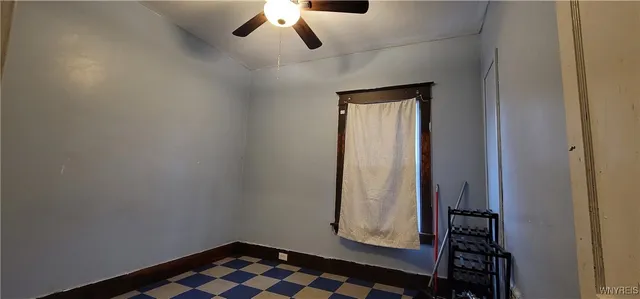 $1,000 | 508 27th Street, Niagara Falls, NY 14301