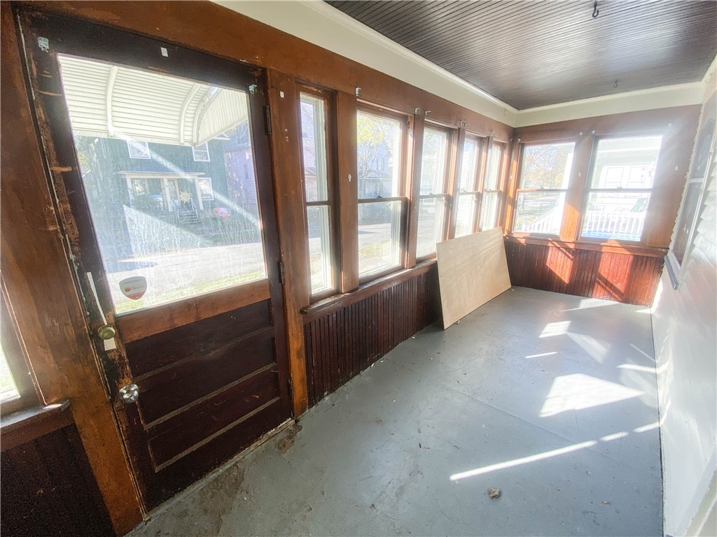 10 Renwood Street Rochester, NY 14621 - Photo 3 of 18