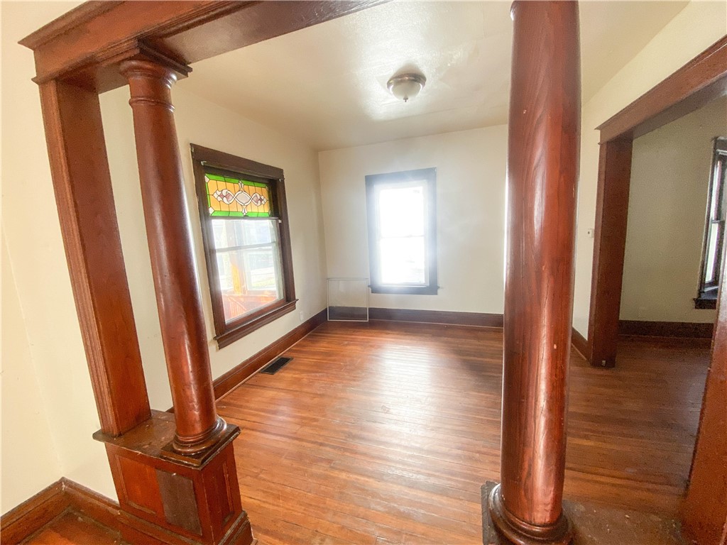 10 Renwood Street Rochester, NY 14621 - Photo 5 of 18