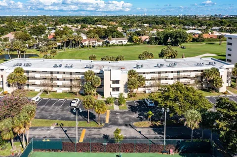 $249,900 | 2420 DC Country Club Boulevard, Unit 205D, Deerfield Beach, FL 33442