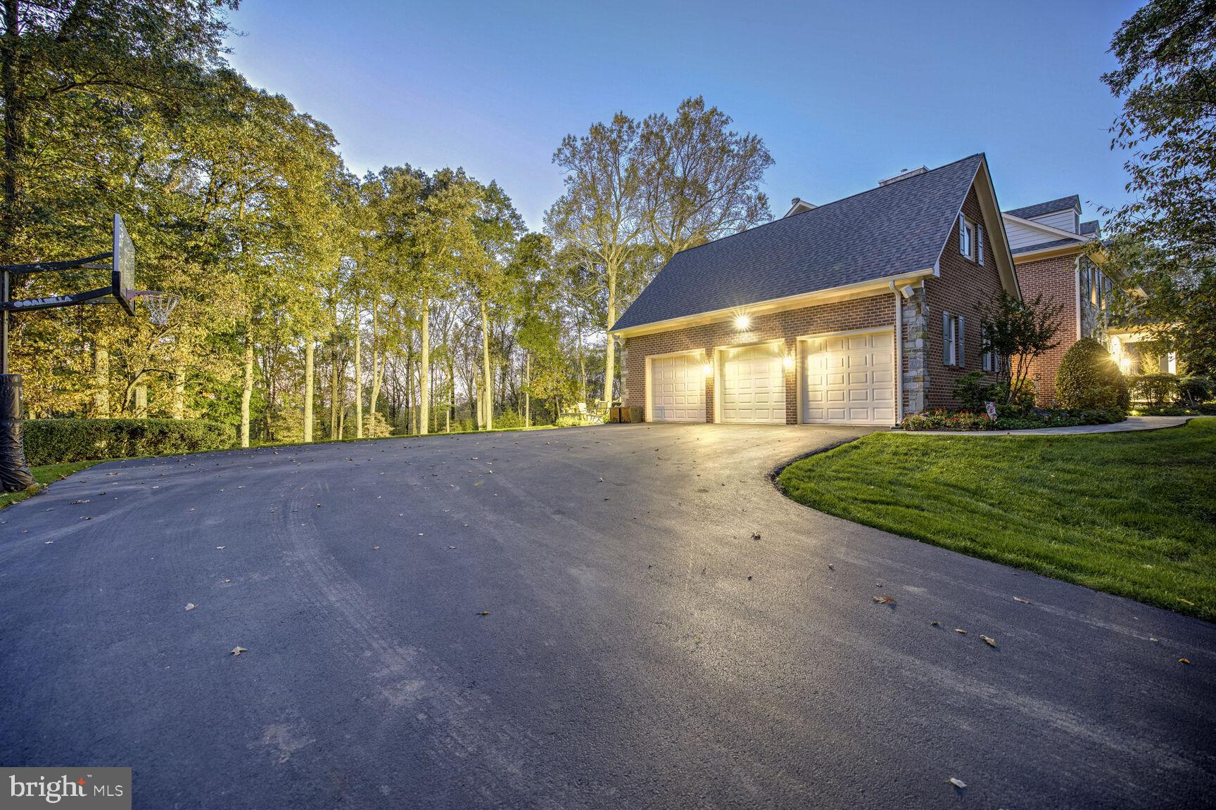 18924 Celebrity Lane Sandy Spring, MD 20860 - Photo 73 of 85 Gallery Image 73