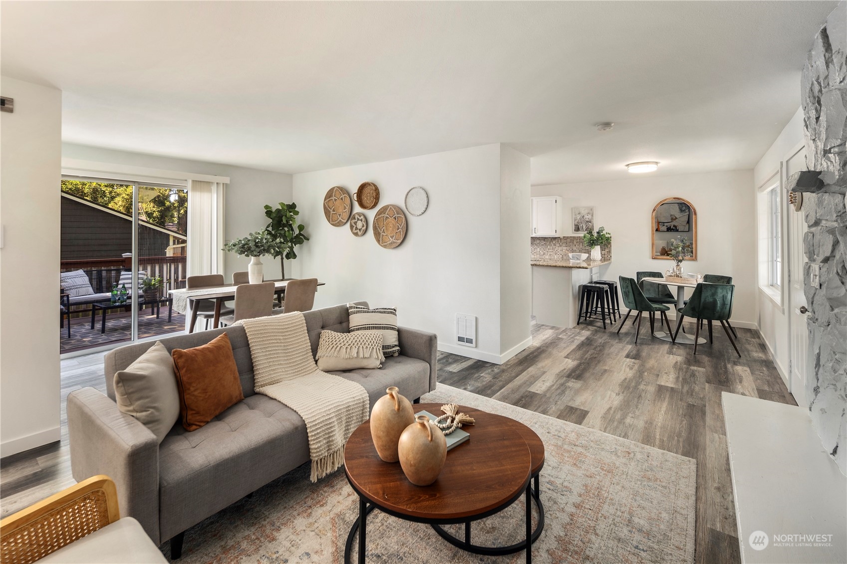 19404 4th Drive Southeast Bothell, WA 98012 - Photo 5 of 33 a living room with furniture and wooden floor
