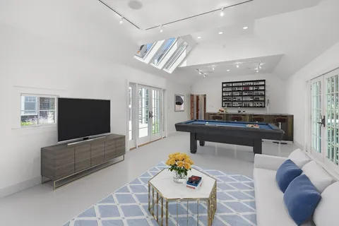 $4,895,000 | 785 Old Harbor Road, Chatham, MA 02650