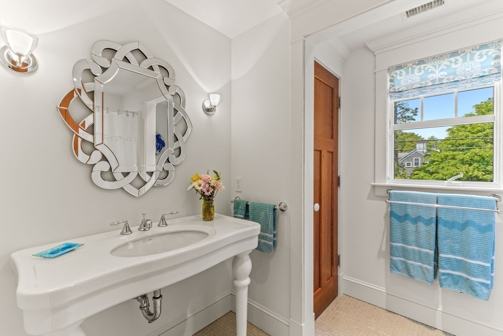 785 Old Harbor Road Chatham, MA 02650 - Photo 26 of 40