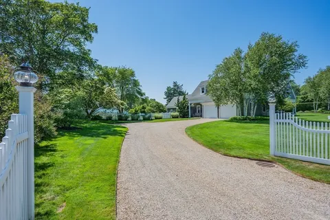 $4,895,000 | 785 Old Harbor Road, Chatham, MA 02650