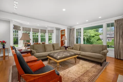 $4,895,000 | 785 Old Harbor Road, Chatham, MA 02650