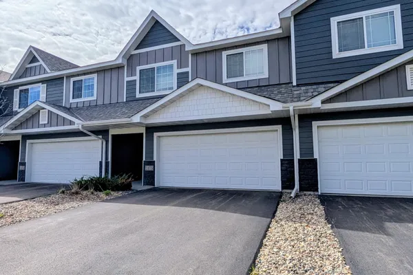 $300,000 | 1475 Riverpointe Road, Watertown, MN 55388