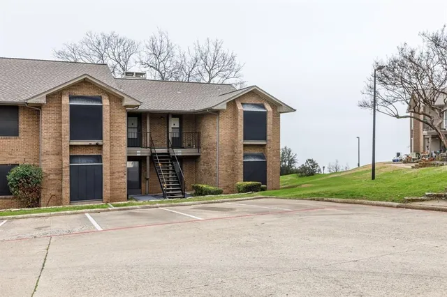 $1,400 | 4606 Chaha Road, Unit 106, Garland, TX 75043