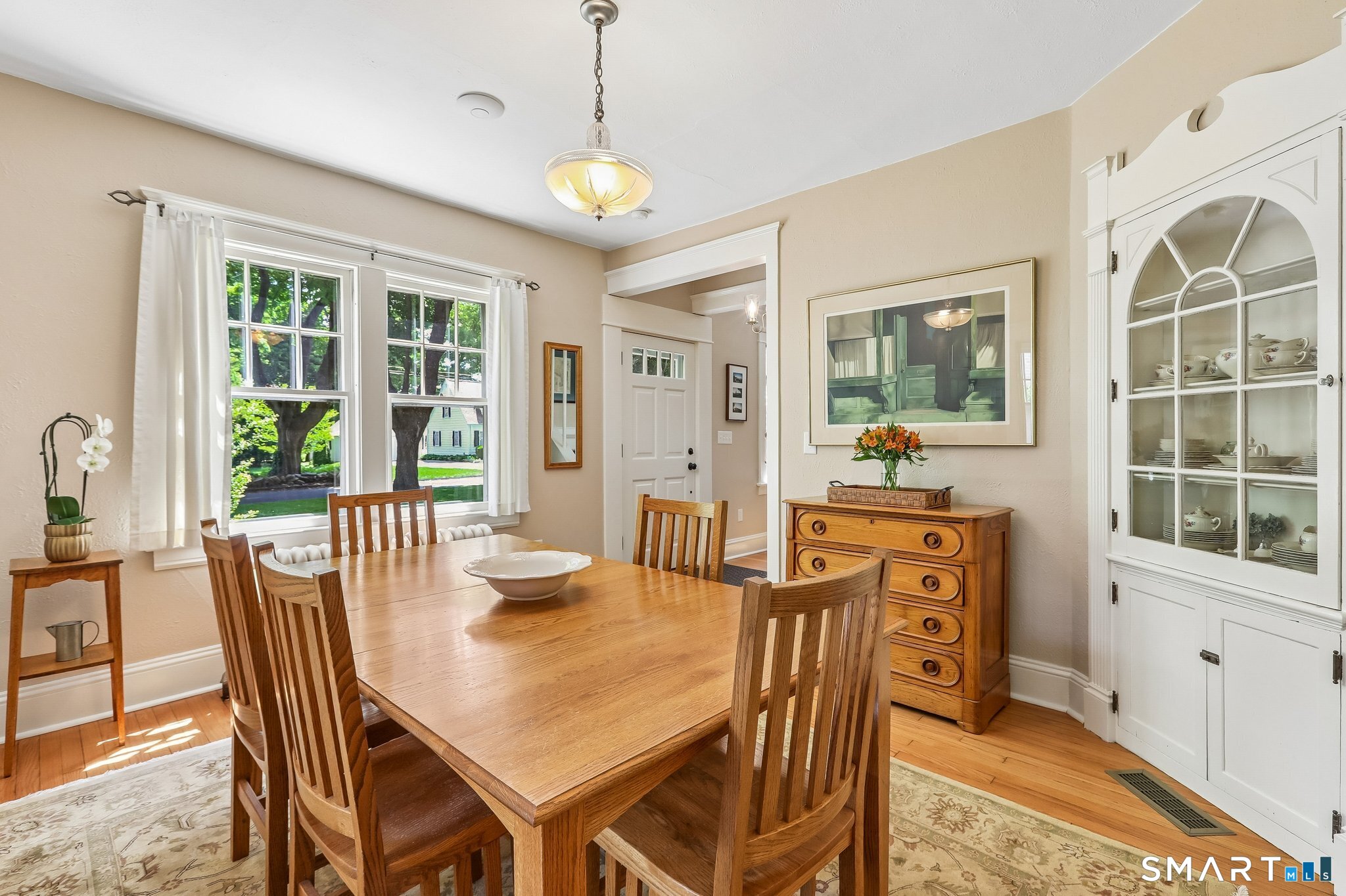 17 Ridge Road Danbury, CT 06810 - Photo 3 of 35 Charming built in corner hutch