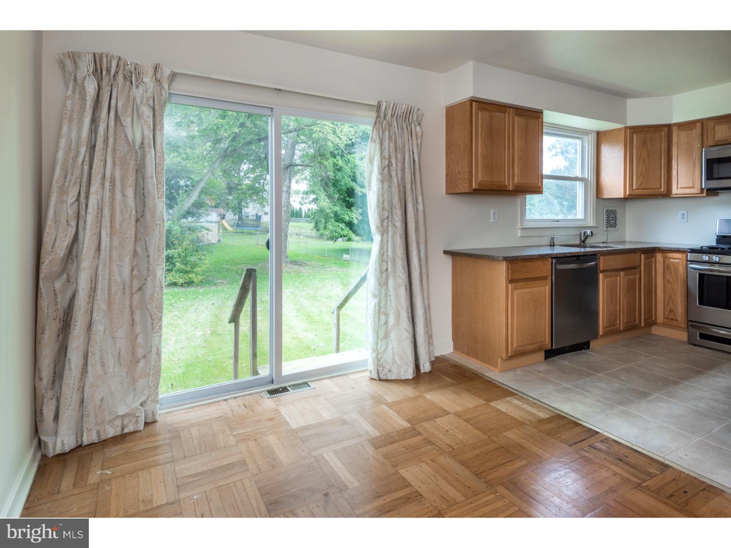 519 Wellington Road Eagleville, PA 19403 - Photo 8 of 23 Dining Room