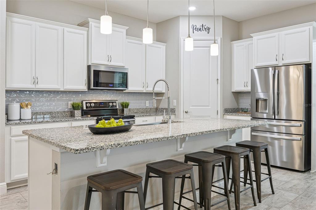 2029 White Feather Loop Oakland, FL 34787 - Photo 15 of 77