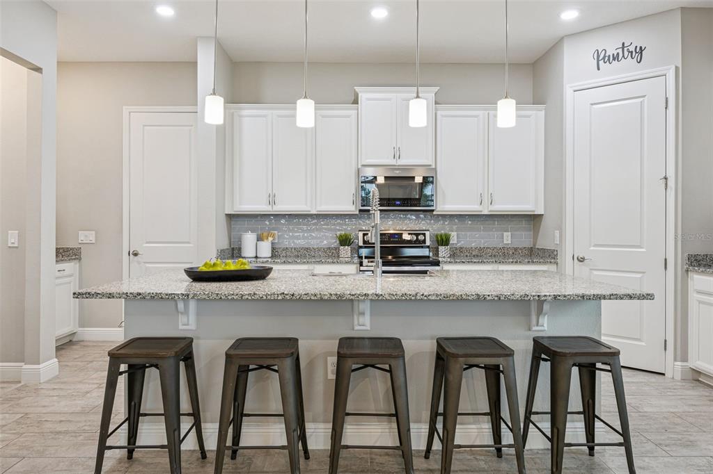 2029 White Feather Loop Oakland, FL 34787 - Photo 16 of 77