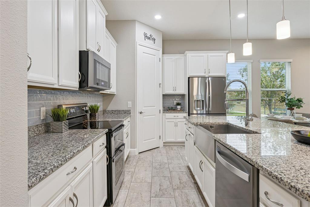 2029 White Feather Loop Oakland, FL 34787 - Photo 17 of 77