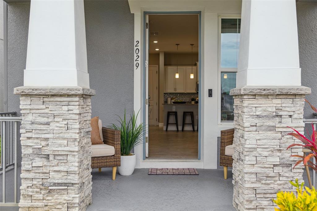 2029 White Feather Loop Oakland, FL 34787 - Photo 2 of 77