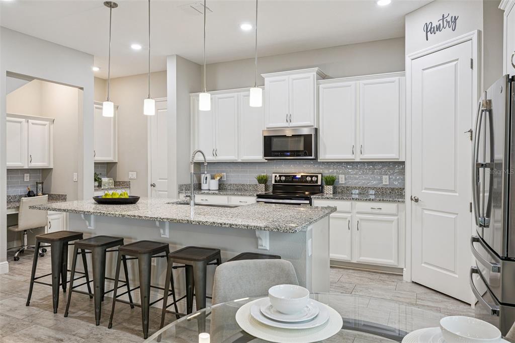 2029 White Feather Loop Oakland, FL 34787 - Photo 3 of 77