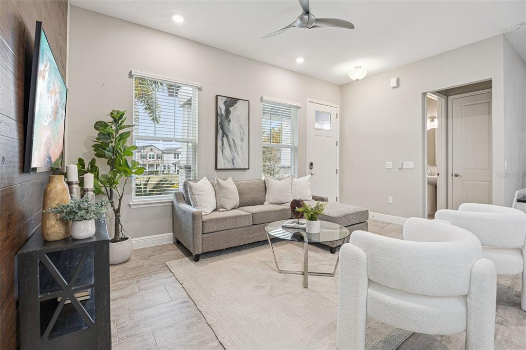 2029 White Feather Loop Oakland, FL 34787 - Photo 8 of 77