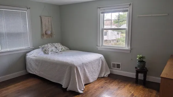 $880,000 | 8 Mayfair Street, Norwood, MA 02062