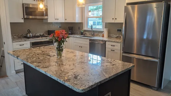 $880,000 | 8 Mayfair Street, Norwood, MA 02062