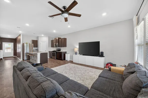 $2,500 | 5555 Stormie Keep, San Antonio, TX 78266