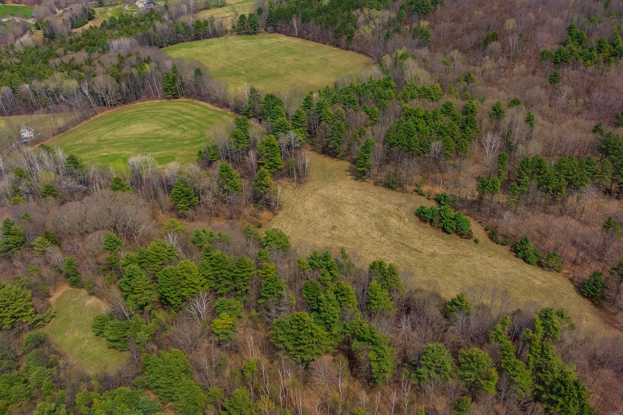 90 Kibling Hill Road Tunbridge, VT 05077 - Photo 5 of 8