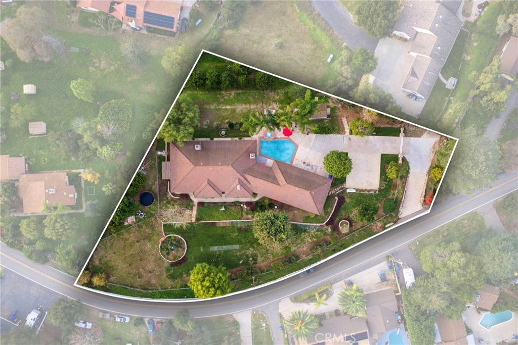 1650 Winterwarm Drive Fallbrook, CA 92028 - Photo 9 of 72