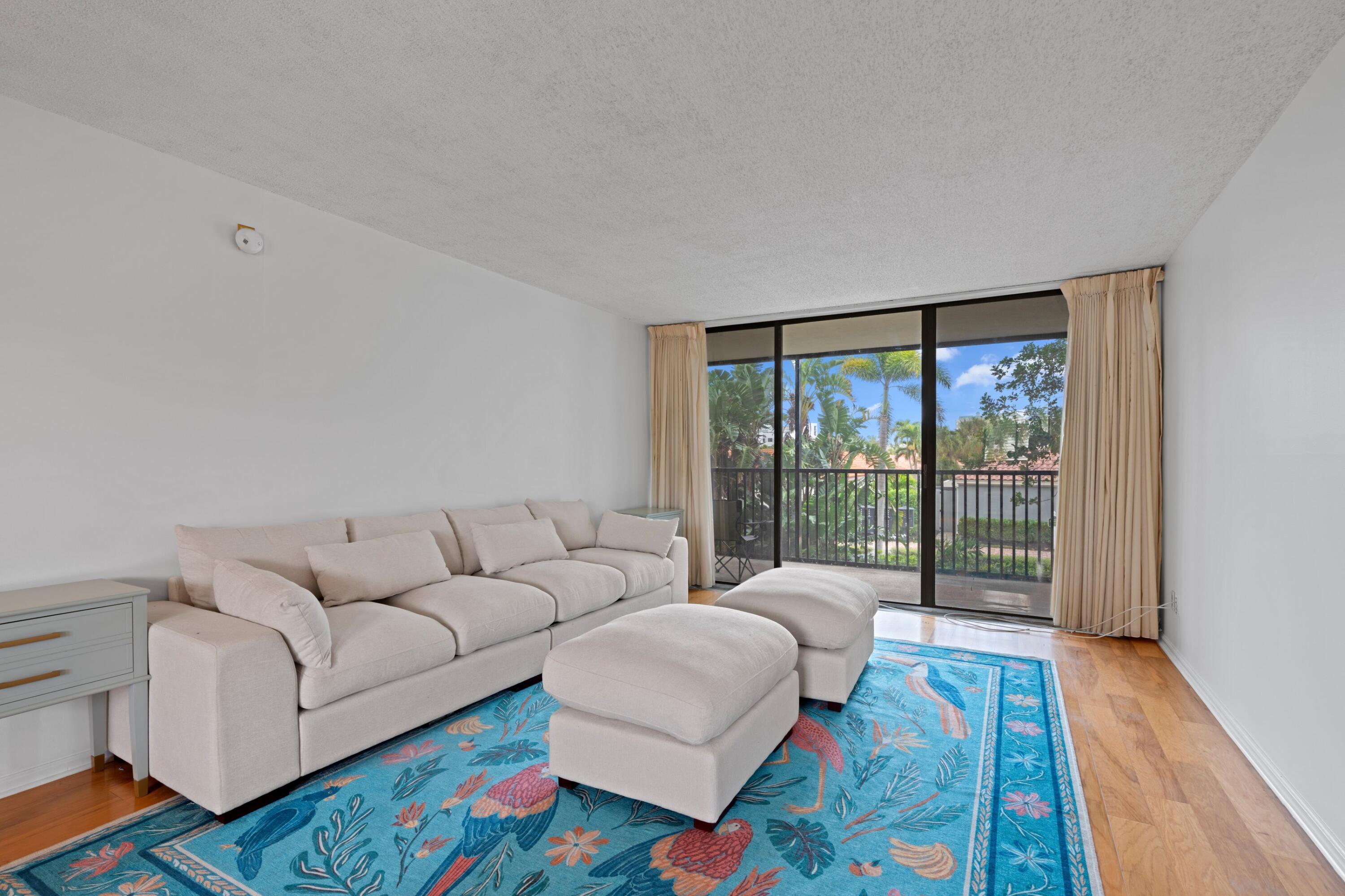1605 Highway 1, Unit 204 M3 Jupiter, FL 33477 - Photo 8 of 19 DSC09084.jpg-SMALL