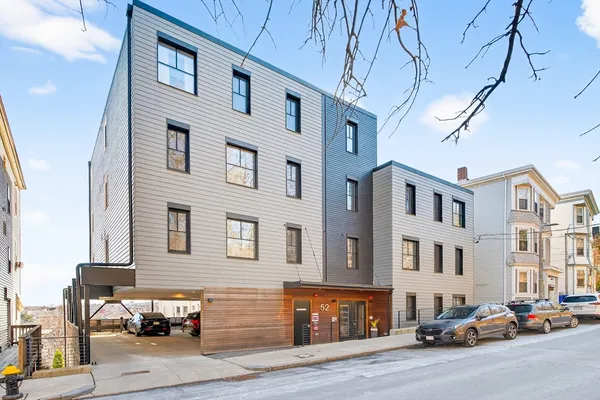 $945,000 | 52 Fisher Avenue, Unit 302, Boston, MA 02120