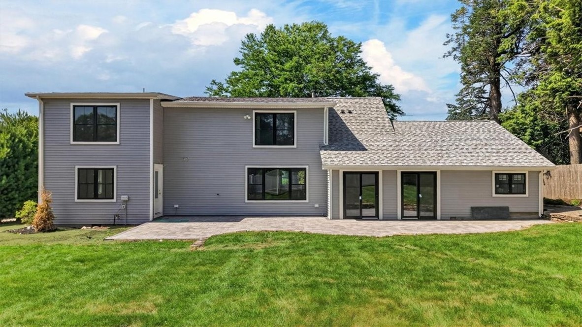 61 Applegate Road Cranston, RI 02920 - Photo 39 of 48 Gallery Image 39