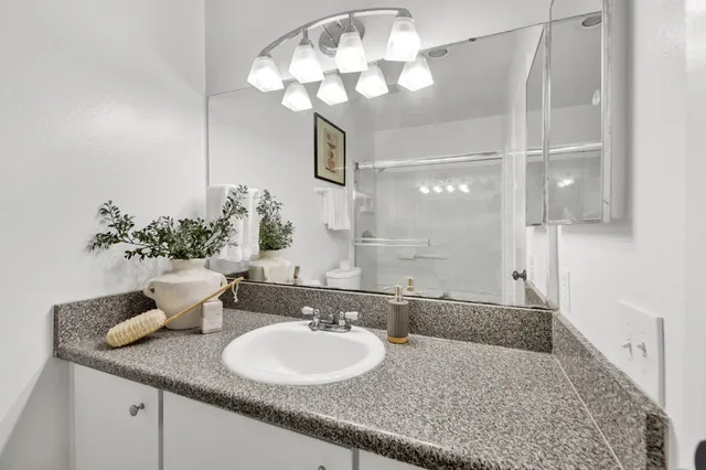 $589,000 | 1127 East Del Mar Boulevard, Unit 334, Pasadena, CA 91106