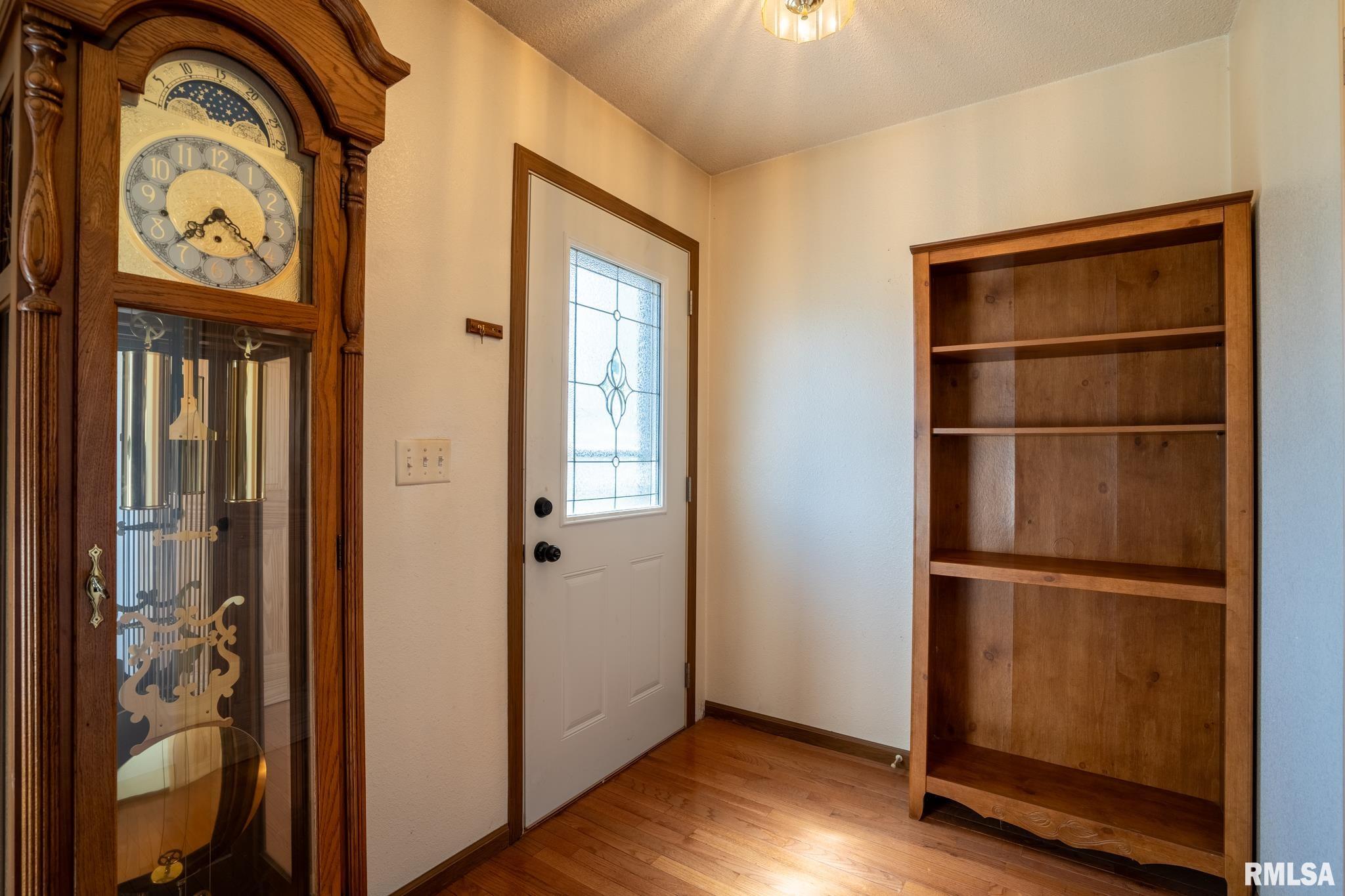 14014 Corinth Road Johnston City, IL 62951 - Photo 3 of 40 Gallery Image 3