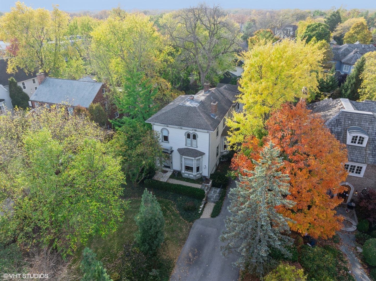 326 Ridge Avenue Winnetka, IL 60093 - Photo 31 of 36 an aerial view of a house