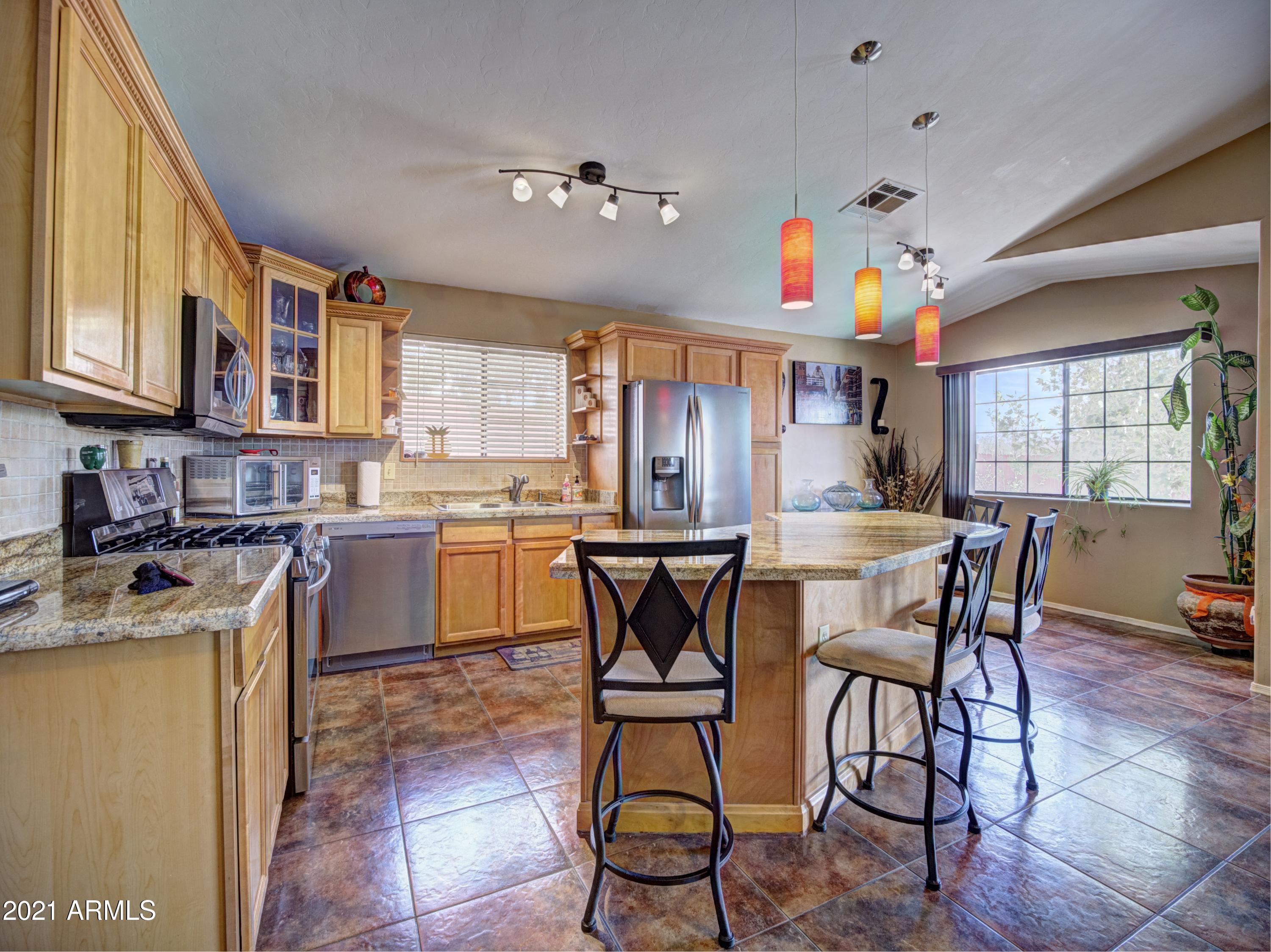 179 Paseo Dulzura Rio Rico, AZ 85648 - Photo 8 of 24 10