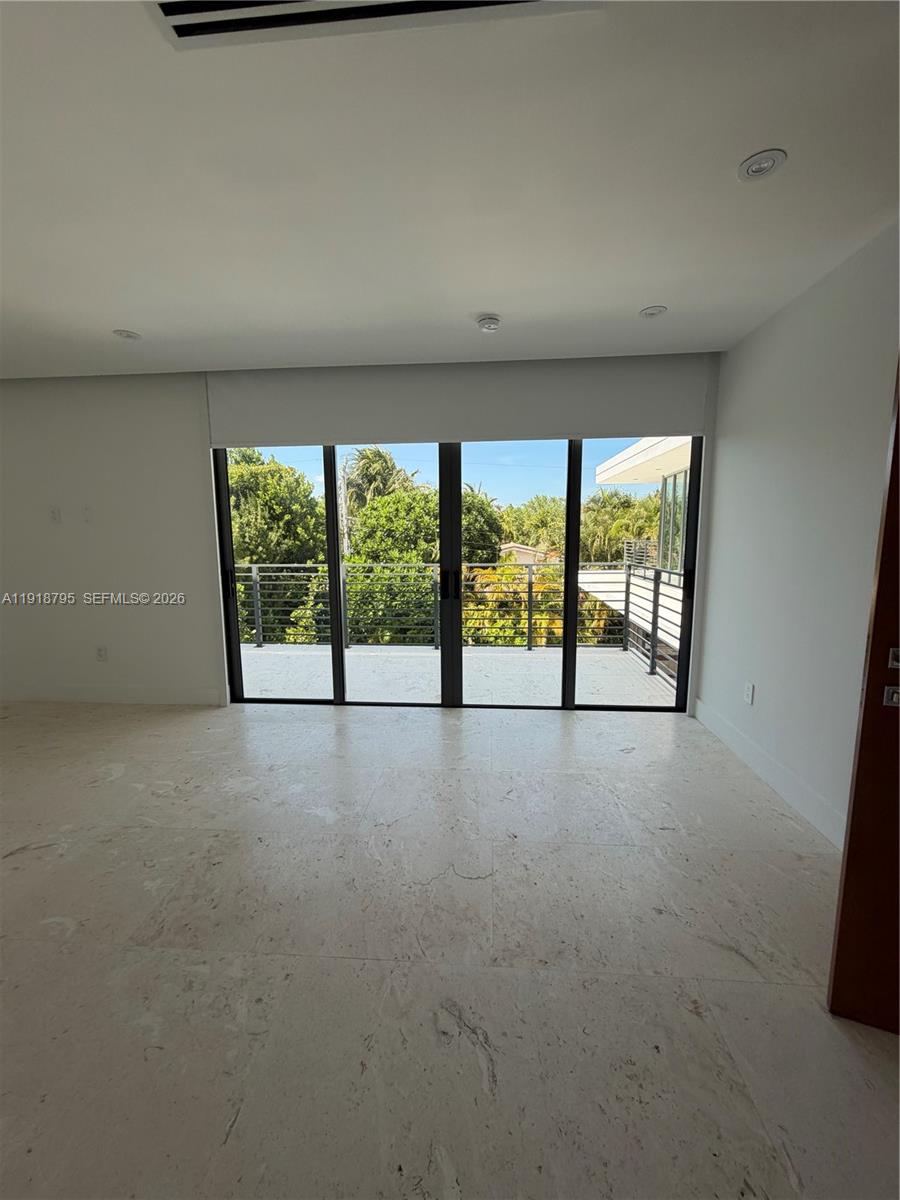 Key Biscayne Key Biscayne, FL 33149 - Photo 16 of 28