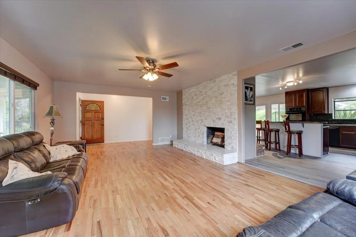 4561 Conrad Drive La Mesa, CA 91941 - Photo 9 of 59