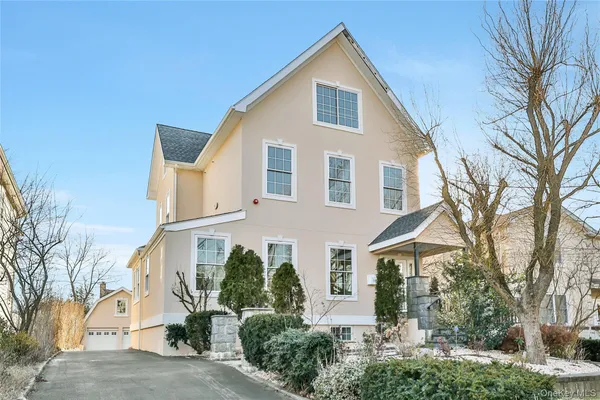 $8,700 | 16 Grand Boulevard, Scarsdale, NY 10583