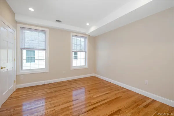 $8,700 | 16 Grand Boulevard, Scarsdale, NY 10583
