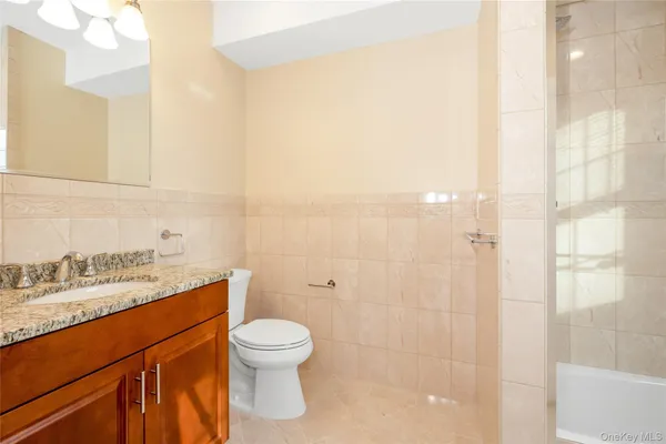 $8,700 | 16 Grand Boulevard, Scarsdale, NY 10583