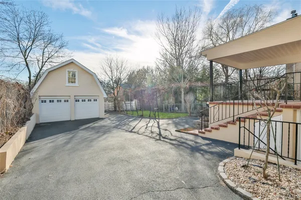 $8,700 | 16 Grand Boulevard, Scarsdale, NY 10583