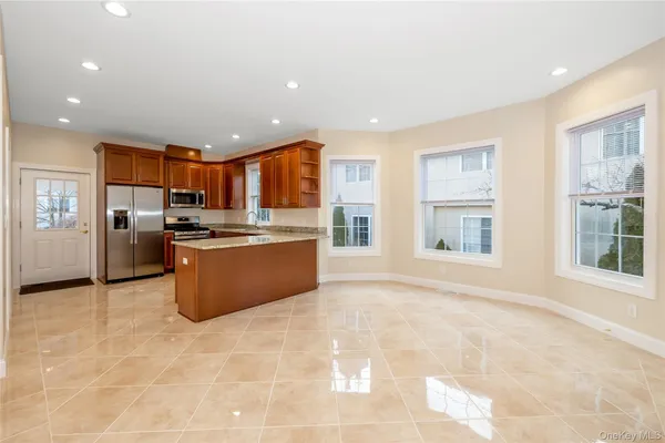 $8,700 | 16 Grand Boulevard, Scarsdale, NY 10583