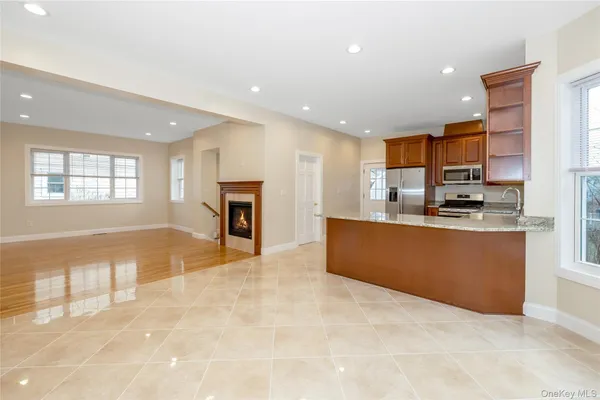 $8,700 | 16 Grand Boulevard, Scarsdale, NY 10583